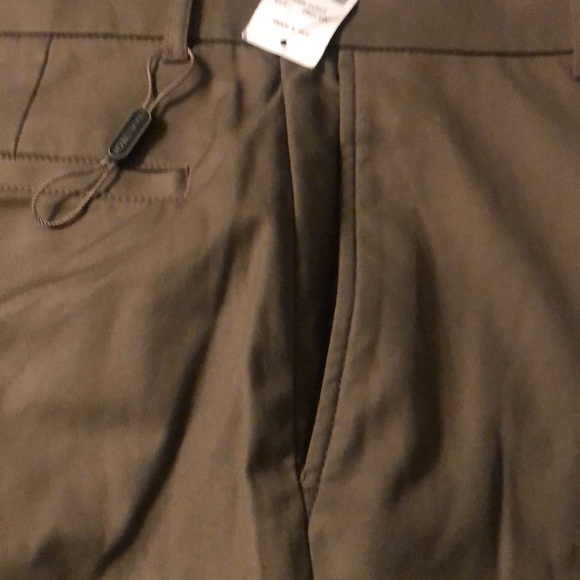 NWT JoS. A. Bank Travelier Pants - Picture 2 of 4